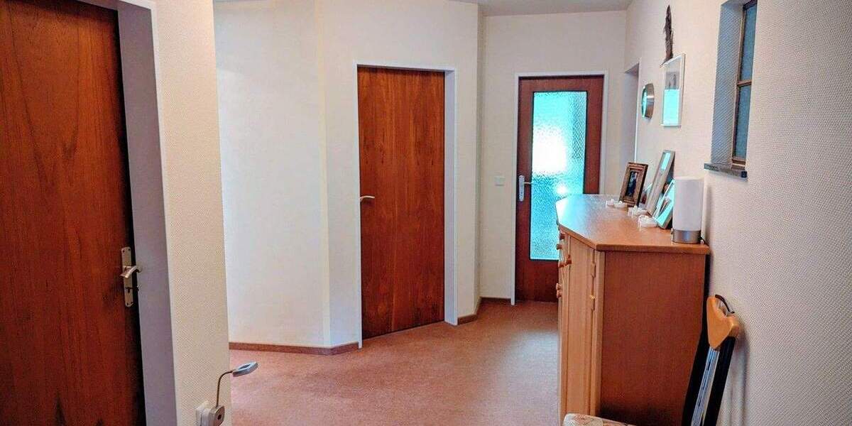 Mehrfamilienhaus, Wohnhaus Andervenne - 7 Zimmer, 266 m&sup2;, 399.000&euro; | Angebot:25686166