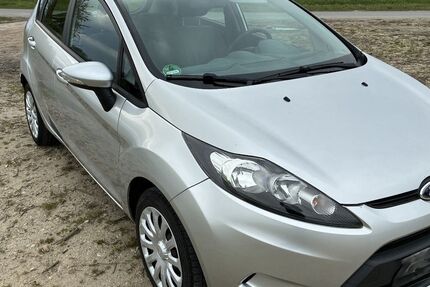 Ford Fiesta 160.335 km 3.690 &euro; Schöppingen 48624