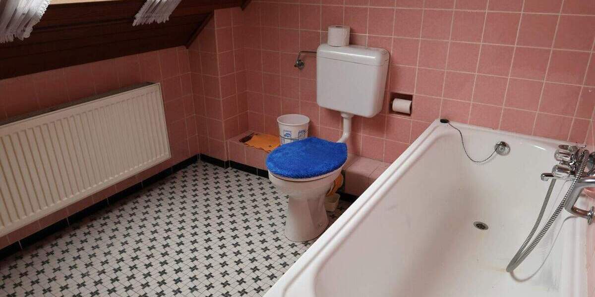 Einfamilienhaus Ibbenbüren Dickenberg - 8 Zimmer, 158 m&sup2;, 299.000&euro; | Angebot:25676335