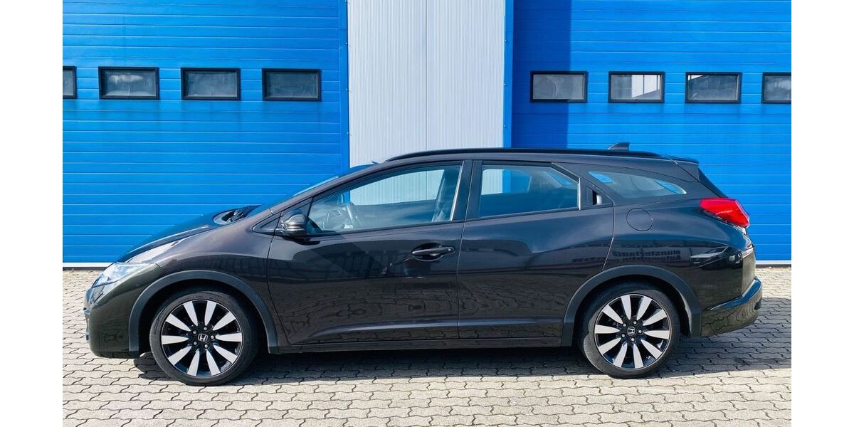 Honda Civic 107.000 km 12.900 &euro; Greven 48268