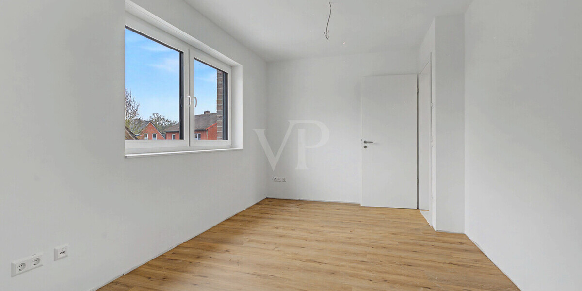 Modernes Familienglück: Energieeffiziente DHH mit PV, Wärmepumpe & Nebenkosten nur ca. 100 EUR mtl. - Doppelhaushälfte Neuenkirchen Neuenkirchen | Angebot:25008574