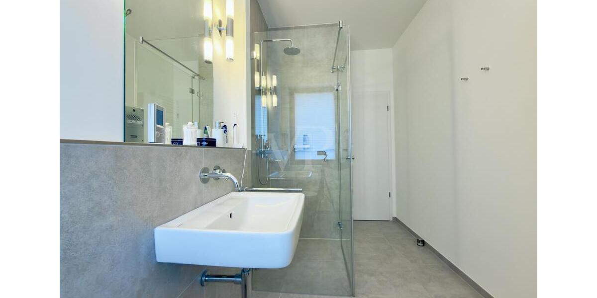 Etagenwohnung Lingen (Ems) - 3 Zimmer, 75 m&sup2;, 820&euro; | Angebot:25809747