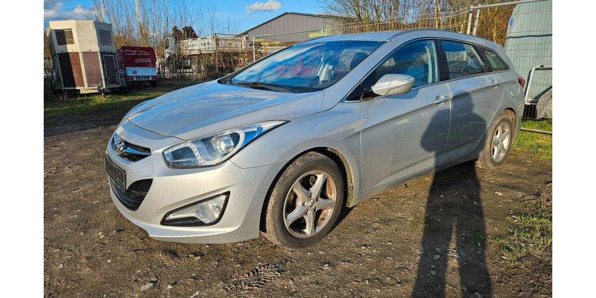 Hyundai i40 147.000 km 4.700 &euro; Steinfurt 48565