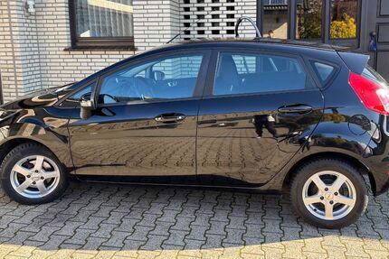 Ford Fiesta 108.000 km 4.250 &euro; Ibbenbüren 49477