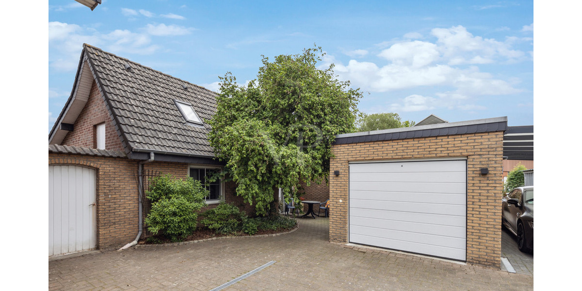 Luxus im Grünen: Traumgarten trifft Top-Invest – Selbsttragendes Refugium im Außenbereich - Zweifamilienhaus Hörstel Hörstel | Angebot:25172471