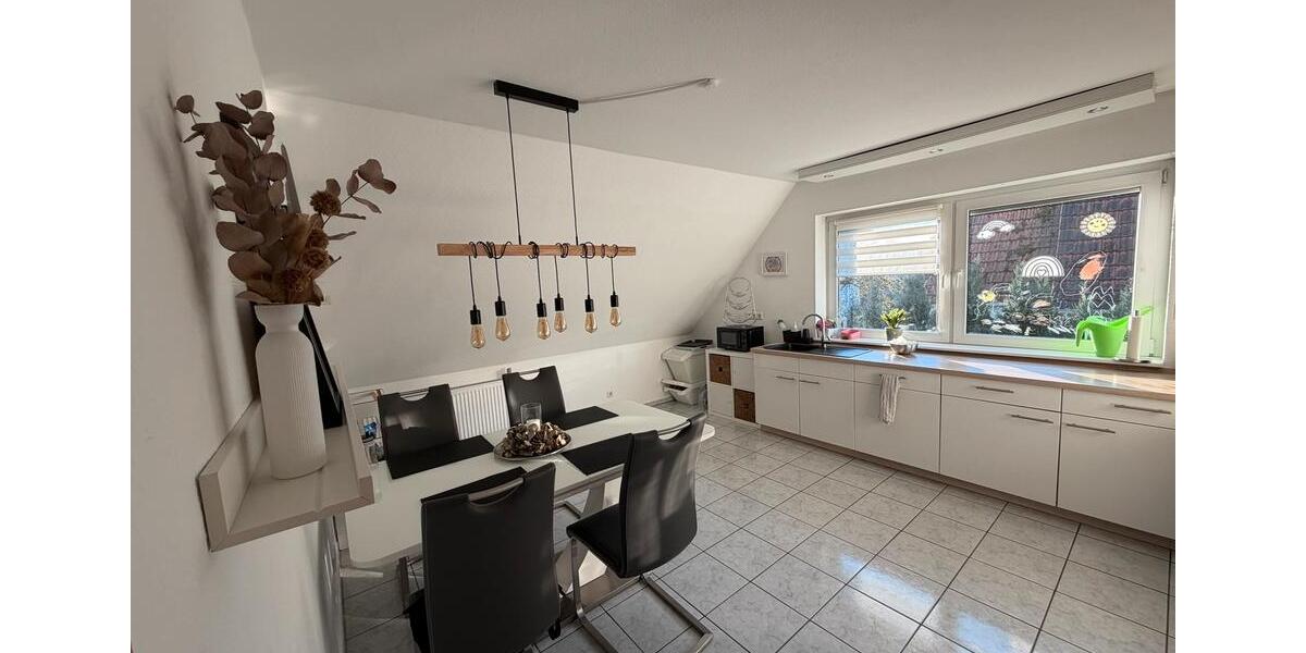 Dachgeschoßwohnung Rheine - 4 Zimmer, 100 m&sup2;, 750&euro; | Angebot:25741396