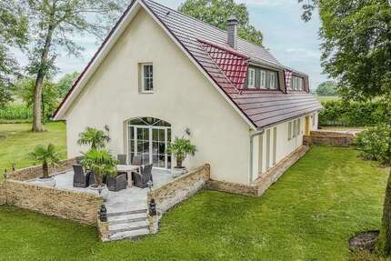 Haus Messingen - 9 Zimmer, 404 m&sup2;, 975.000&euro; | Angebot:25458684