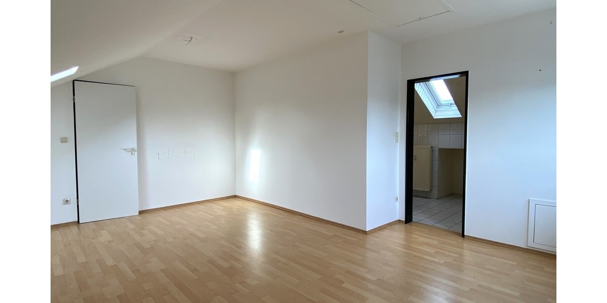 Großzügige 2-Zimmer Wohnung in guter Lage! - Dachgeschoßwohnung Rheine Rheine | Angebot:27705603