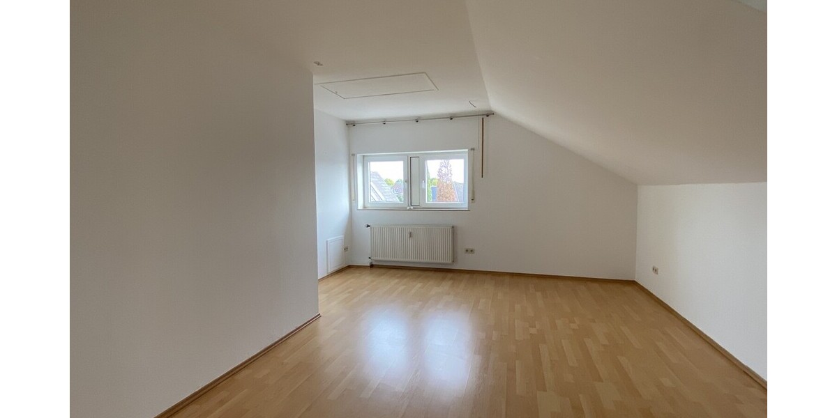 Großzügige 2-Zimmer Wohnung in guter Lage! - Dachgeschoßwohnung Rheine Rheine | Angebot:27705603