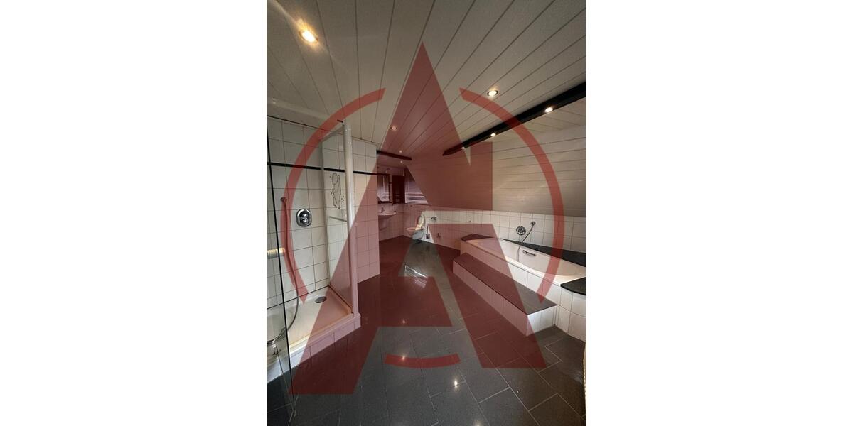 Einfamilienhaus Lingen (Ems) - 6 Zimmer, 140 m&sup2;, 1.150&euro; | Angebot:24845548