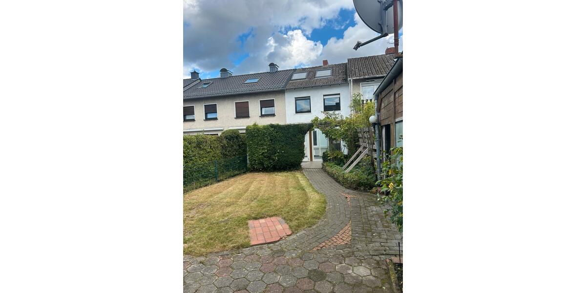 Etagenwohnung Lingen (Ems) Damaschke - 5 Zimmer, 115 m&sup2;, 300&euro; | Angebot:25588598