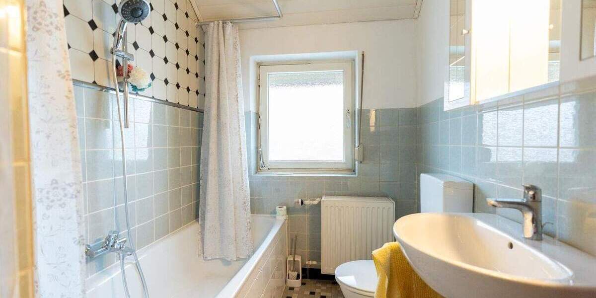 Mehrfamilienhaus, Wohnhaus Ladbergen - 8 Zimmer, 148 m&sup2;, 298.000&euro; | Angebot:25798105