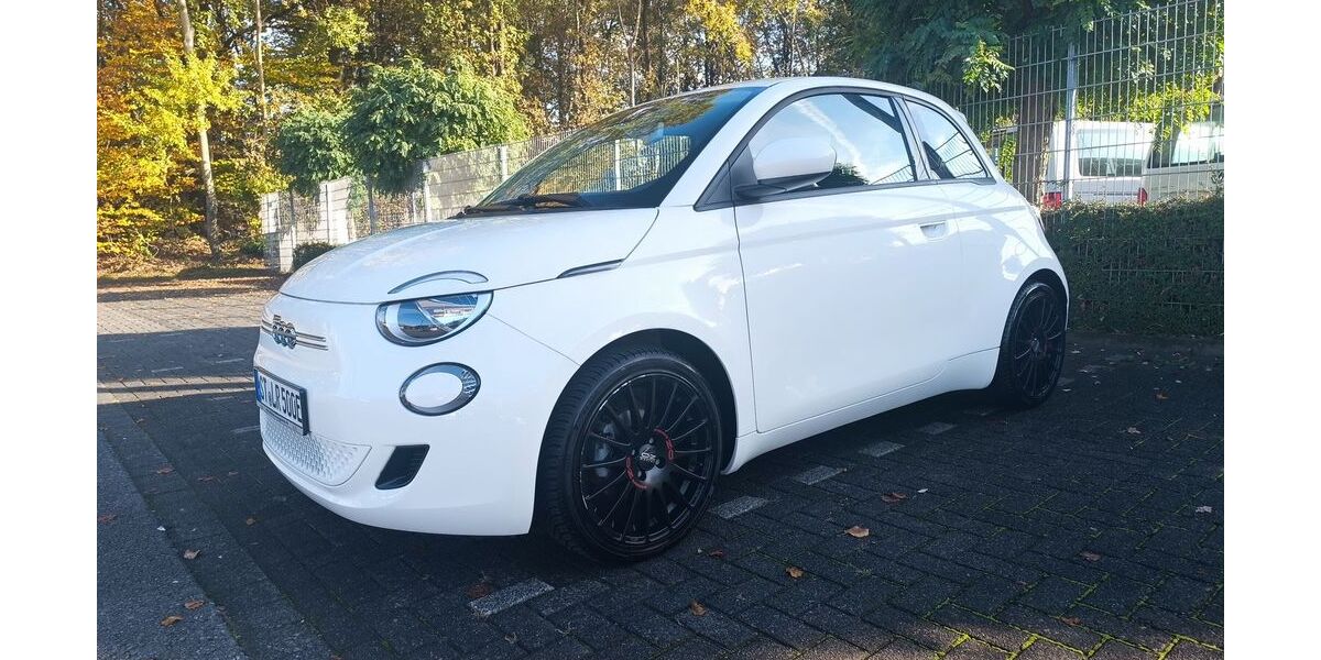Fiat 500e 22.000 km 12.600 &euro; Rheine 48432