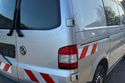 VW T5 Transporter 210.000 km 9.000 &euro; Heek-Nienborg 00491725307707 48619