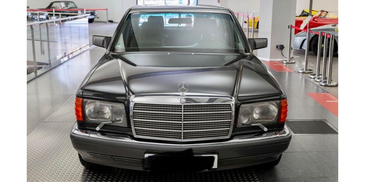 Mercedes-Benz 560 222.900 km 33.500 &euro; Mettingen 49497