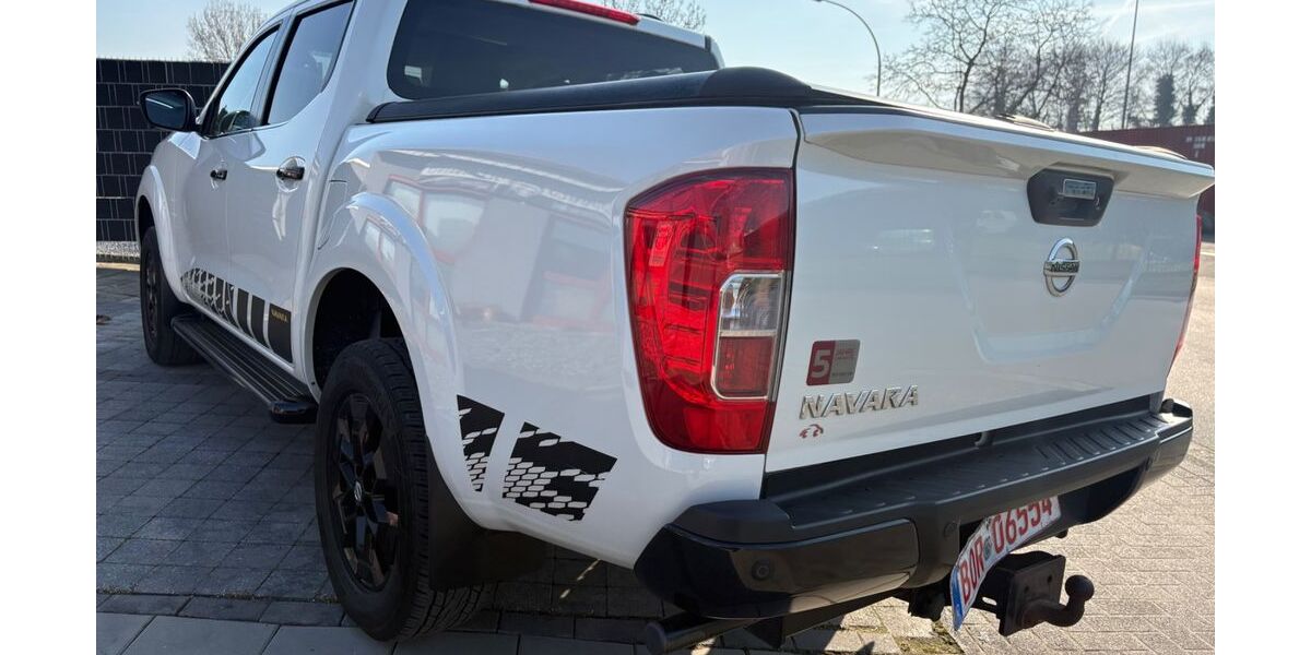 Nissan Navara 200.000 km 19.500 &euro; Heek-Nienborg 00491725307707 48619