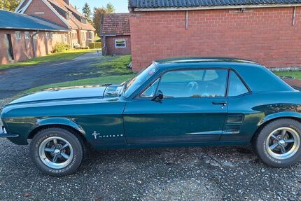 Ford Mustang 45.000 km 34.500 &euro; Rheine 48429