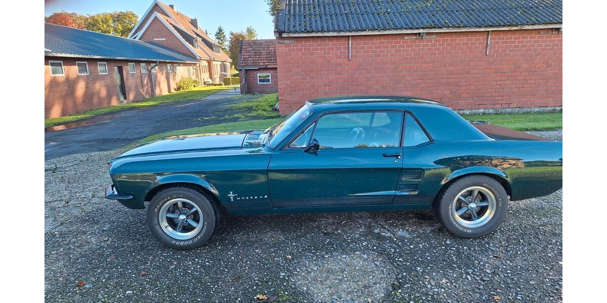 Ford Mustang 45.000 km 34.500 &euro; Rheine 48429