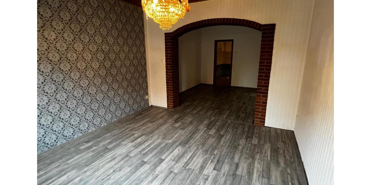 Doppelhaushälfte Rheine Altenrheine - 7 Zimmer, 150 m&sup2;, 180.000&euro; | Angebot:26698059