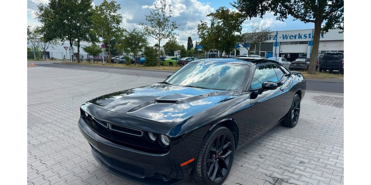 Dodge Challenger 108.000 km 25.999 &euro; Schüttorf 48465