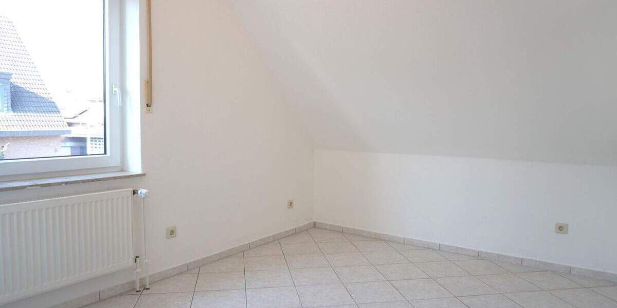 Etagenwohnung Lingen (Ems) Lingen - 3 Zimmer, 95 m&sup2;, 790&euro; | Angebot:25661215