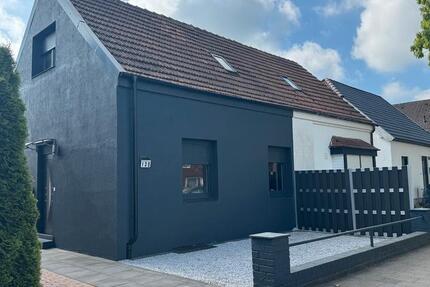 Haus Gronau (Westfahlen) - 4 Zimmer, 75 m&sup2;, 245.000&euro; | Angebot:26841259