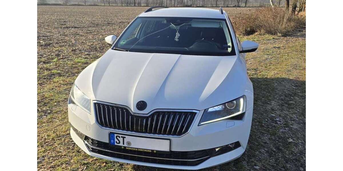 Skoda Superb 81.966 km 22.500 &euro; Emsdetten 48282
