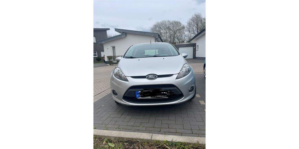 Ford Fiesta 97.500 km 4.250 &euro; Gronau 48599