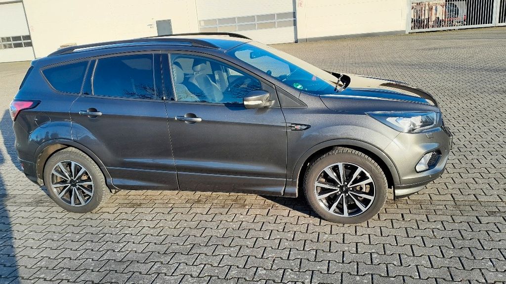 Ford Kuga 96.300 km 17.100 &euro; Emsbüren 48488