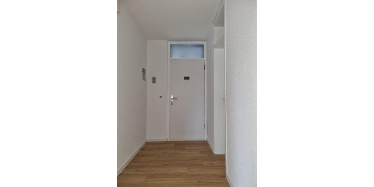 Etagenwohnung Lingen (Ems) - 3 Zimmer, 104 m&sup2;, 930&euro; | Angebot:26041131
