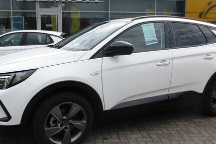 Opel Grandland (X) 14.800 km 22.950 &euro; Lingen - Baccum 49811