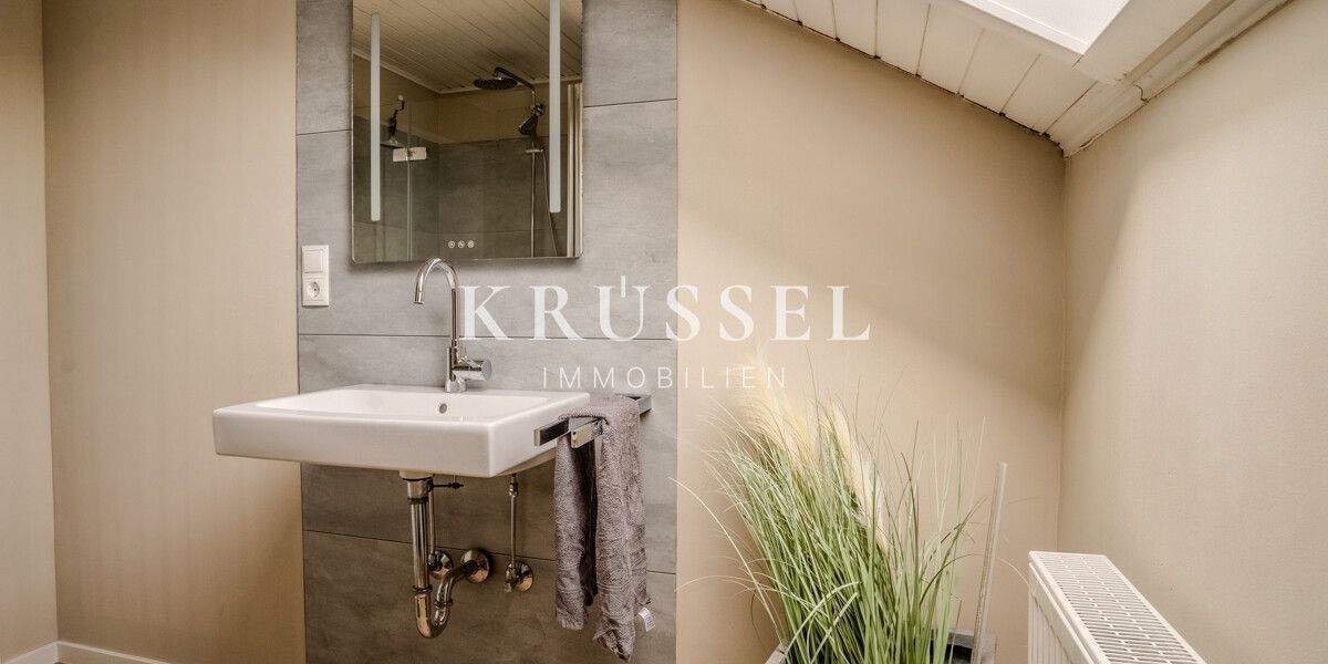 Einfamilienhaus Lingen / Biene Biene - 6 Zimmer, 240 m&sup2;, 415.000&euro; | Angebot:25685494