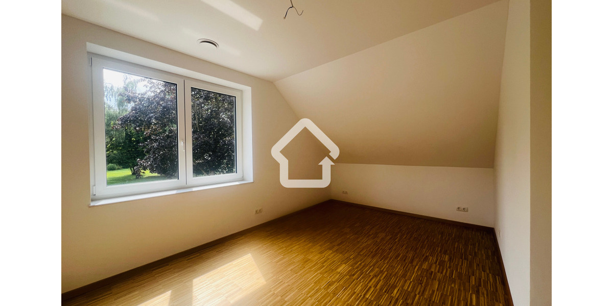 Doppelhaushälfte Lingen (Ems) Damaschke - 4 Zimmer, 130 m&sup2;, 1.575&euro; | Angebot:26647856