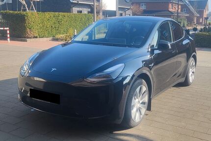 Tesla Model Y 42.500 km 28.999 &euro; Langen 49838