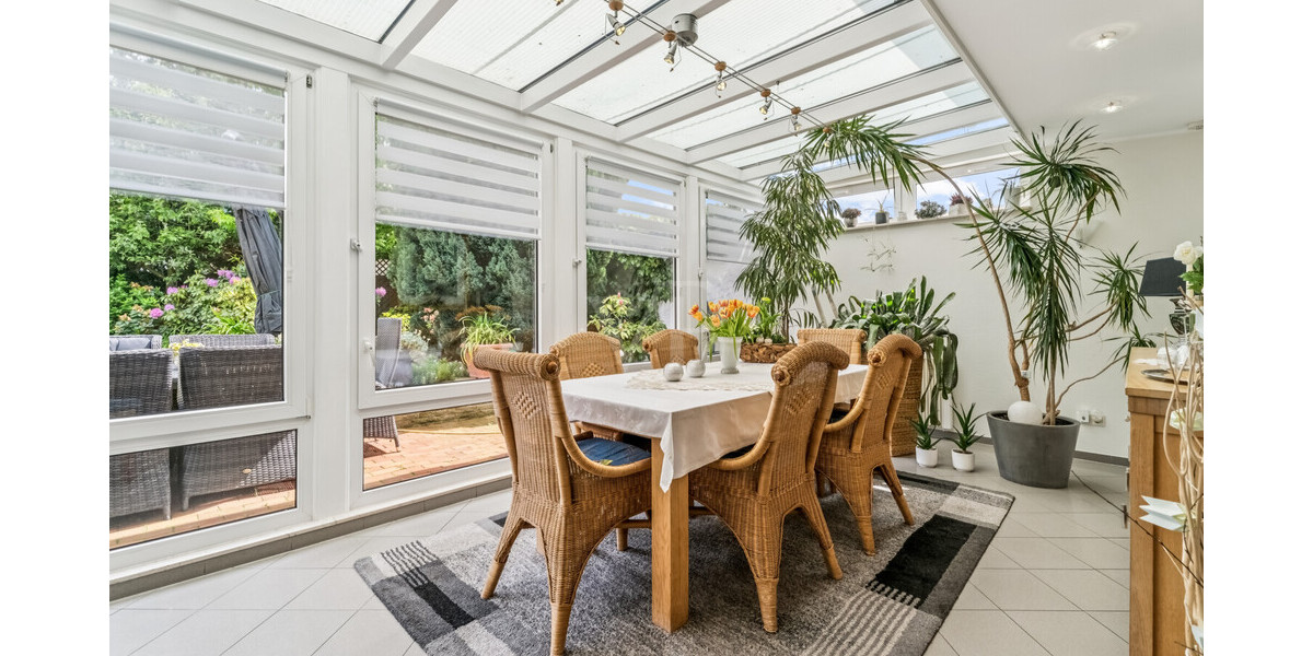 Stilvoller Bungalow mit Wintergarten & Kamin – Wohnen auf einer Ebene in idyllischer Lage - Einfamilienhaus Rheine / Elte Rheine | Angebot:26781763
