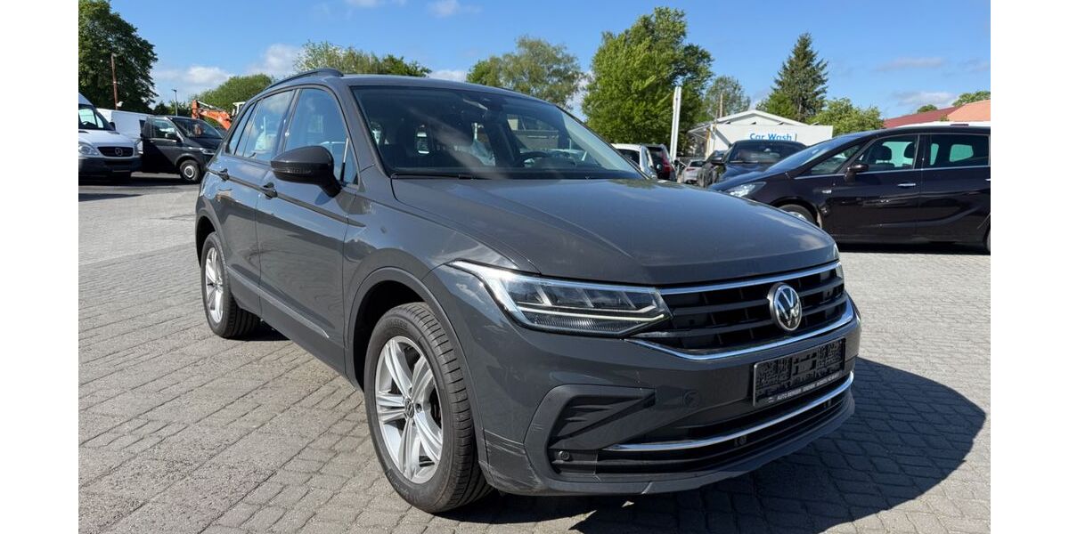 VW Tiguan 177.900 km 19.990 &euro; Greven 48268
