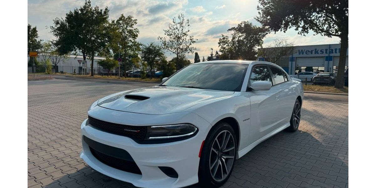 Dodge Charger 72.000 km 31.499 &euro; Schüttorf 48465