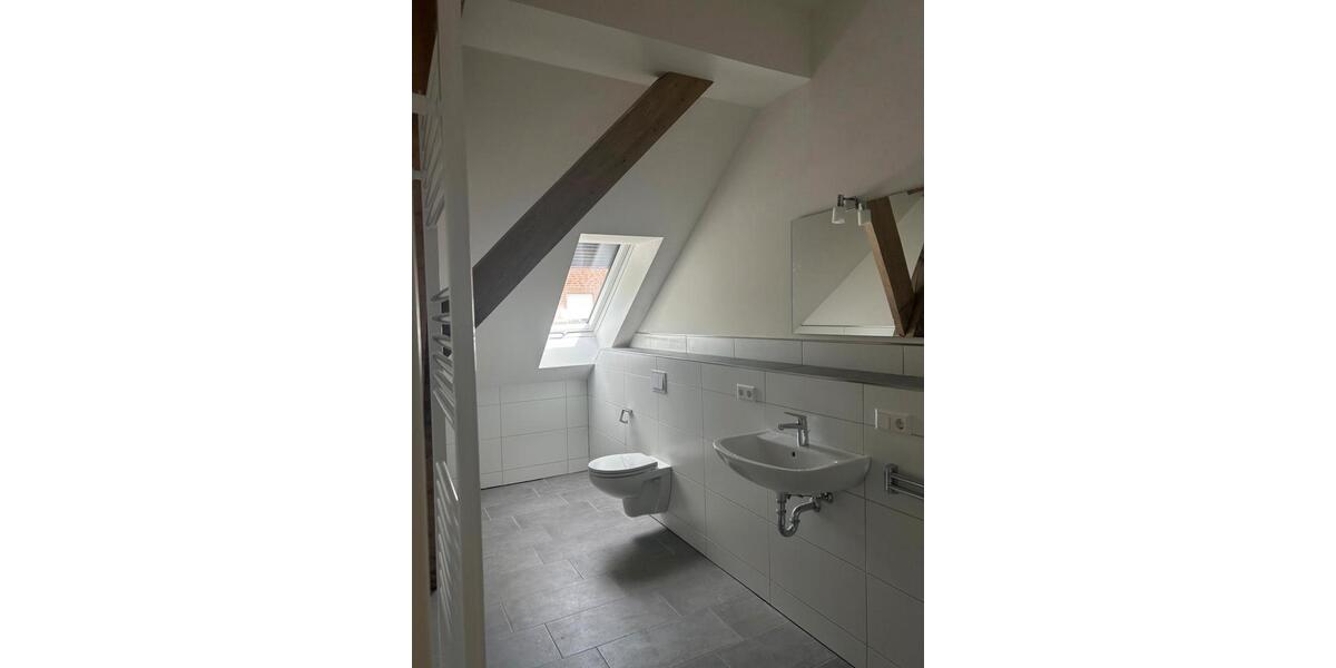 Etagenwohnung Lingen (Ems) - 1 Zimmer, 80 m&sup2;, 780&euro; | Angebot:25921419