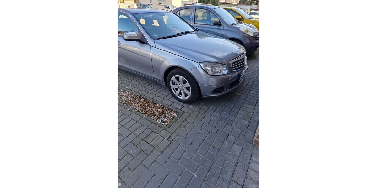 Mercedes-Benz C 180 136.000 km 9.500 &euro; Rheine 48431