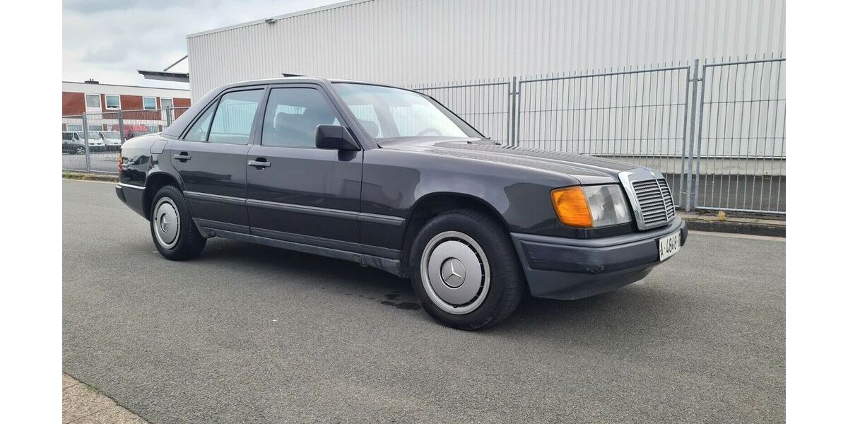 Mercedes-Benz E 260 220.000 km 5.990 &euro; Horstmar 48612