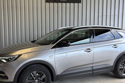 Opel Grandland (X) 153.000 km 10.900 &euro; Bad Bentheim 48455