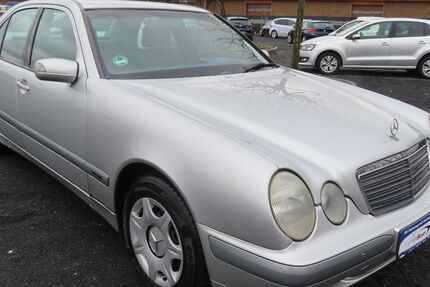 Mercedes-Benz E 200 243.900 km 4.780 &euro; Freren 49832