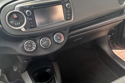 Toyota Yaris 51.702 km 8.200 &euro; Lengerich 49525