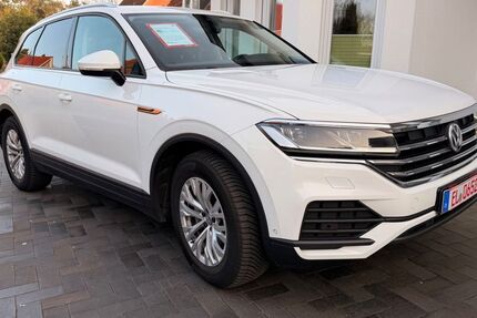 VW Touareg 159.437 km 28.670 &euro; Lingen 49809