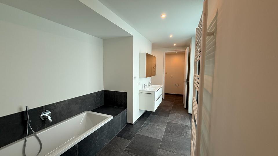 Erdgeschoßwohnung Bad Bentheim - 5 Zimmer, 200 m&sup2;, 2.855&euro; | Angebot:22639191