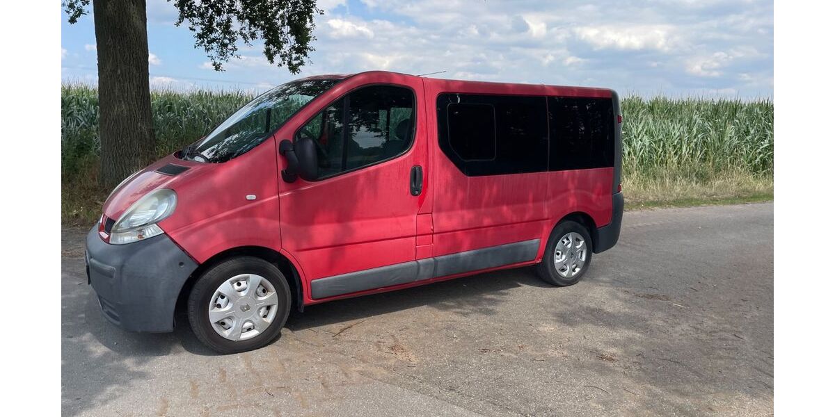 Renault Trafic 297.000 km 2.250 &euro; Recke 49509