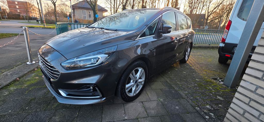 Ford S-Max 133.543 km 22.990 &euro; Gronau 48599