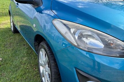 Mazda 2 90.400 km 4.100 &euro; Salzbergen 48499