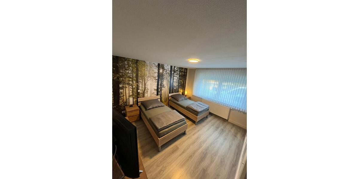 Mehrfamilienhaus, Wohnhaus Lingen (Ems) Gauerbach - 16 Zimmer, 360 m&sup2;, 35&euro; | Angebot:23198076