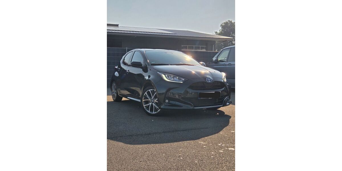 Toyota Yaris 11.450 km 22.290 &euro; Spelle 48480